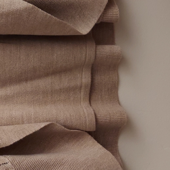 SAG HARBOR Open Cardigan Tan Knit Sweater with Attached Beaded Tank Top sz M - Picture 8 of 13